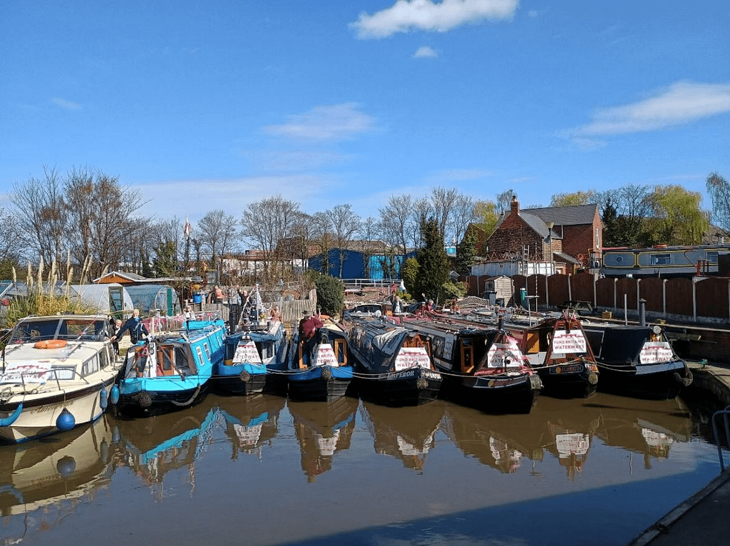Campaign on the Walsall Canal