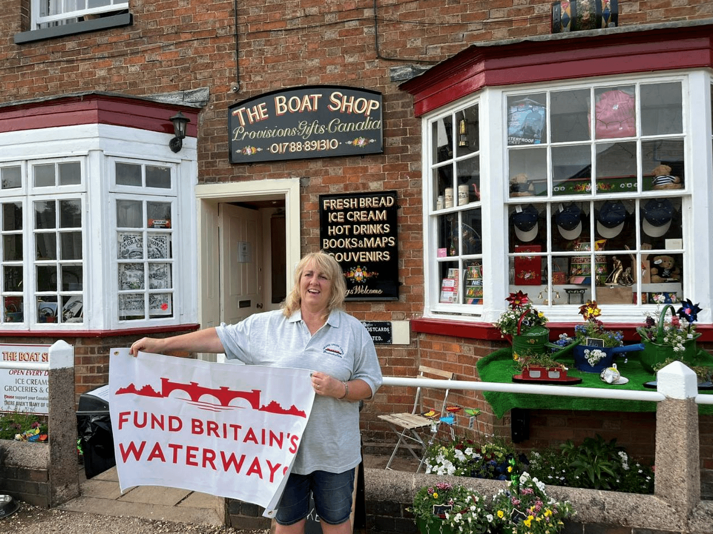 Fund Britain’s Waterways is a coalition of organisations representing hundreds of thousands of inland waterway users and supporters across Britain.