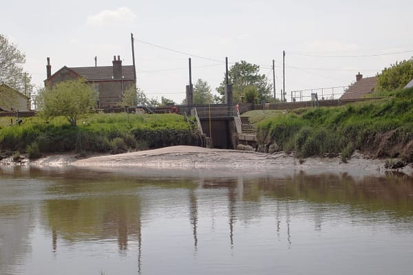 Salters Lode Lock leading onto the tidal Great Ouse