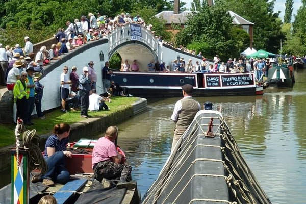 huge crowds supporting the event
